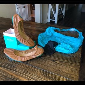 Tieks by Gabriel size 8 Chestnut like new